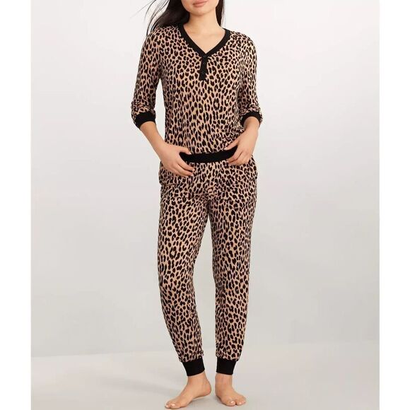 New $78 Kate Spade LEOPARD ANIMAL PRINT  2 Pc Top & Jogger Pants Pajama Set L - Picture 1 of 6